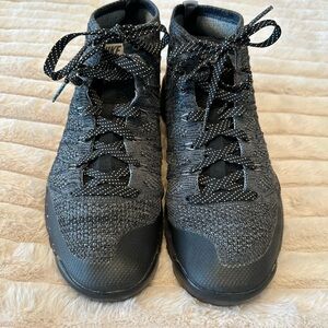 Nike knits originals Charcoal Knit Athletic Shoes